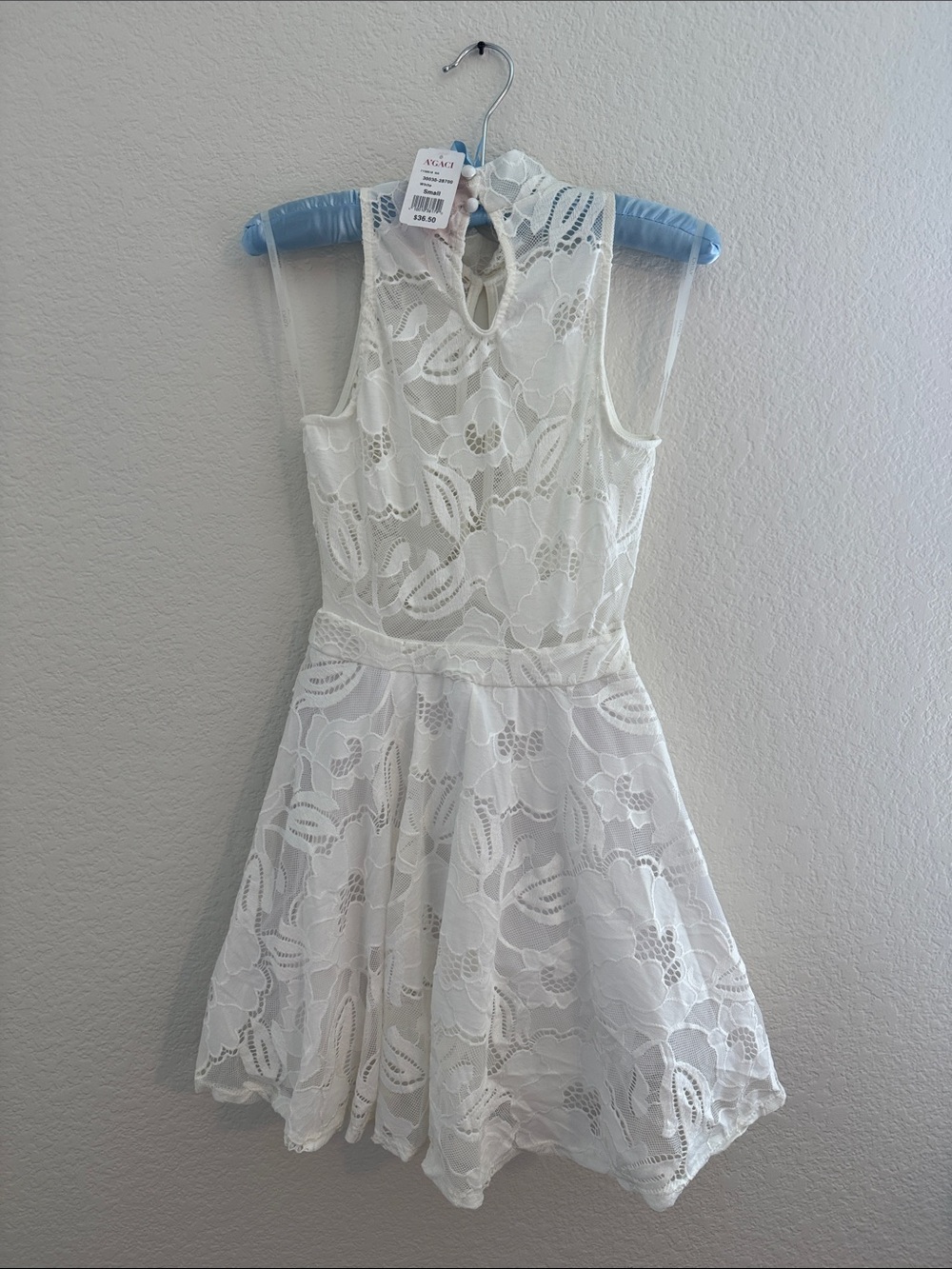 a'gaci White Lace Dress with floral pattern